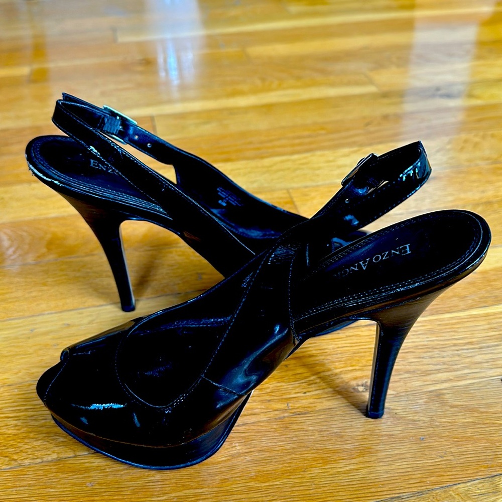 Enzo Angiolini black patent leather high heels shoes